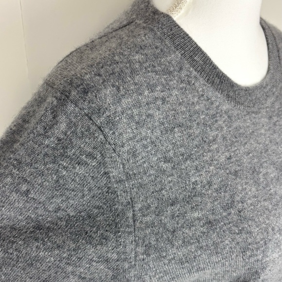 Quince Women XL 100% Cashmere Short Sleeve Sweater Crewneck Gray Quiet Luxury - Picture 4 of 11